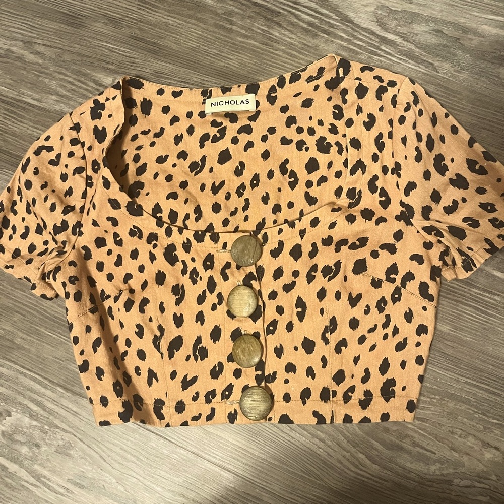 Cropped Cheetah Print Top